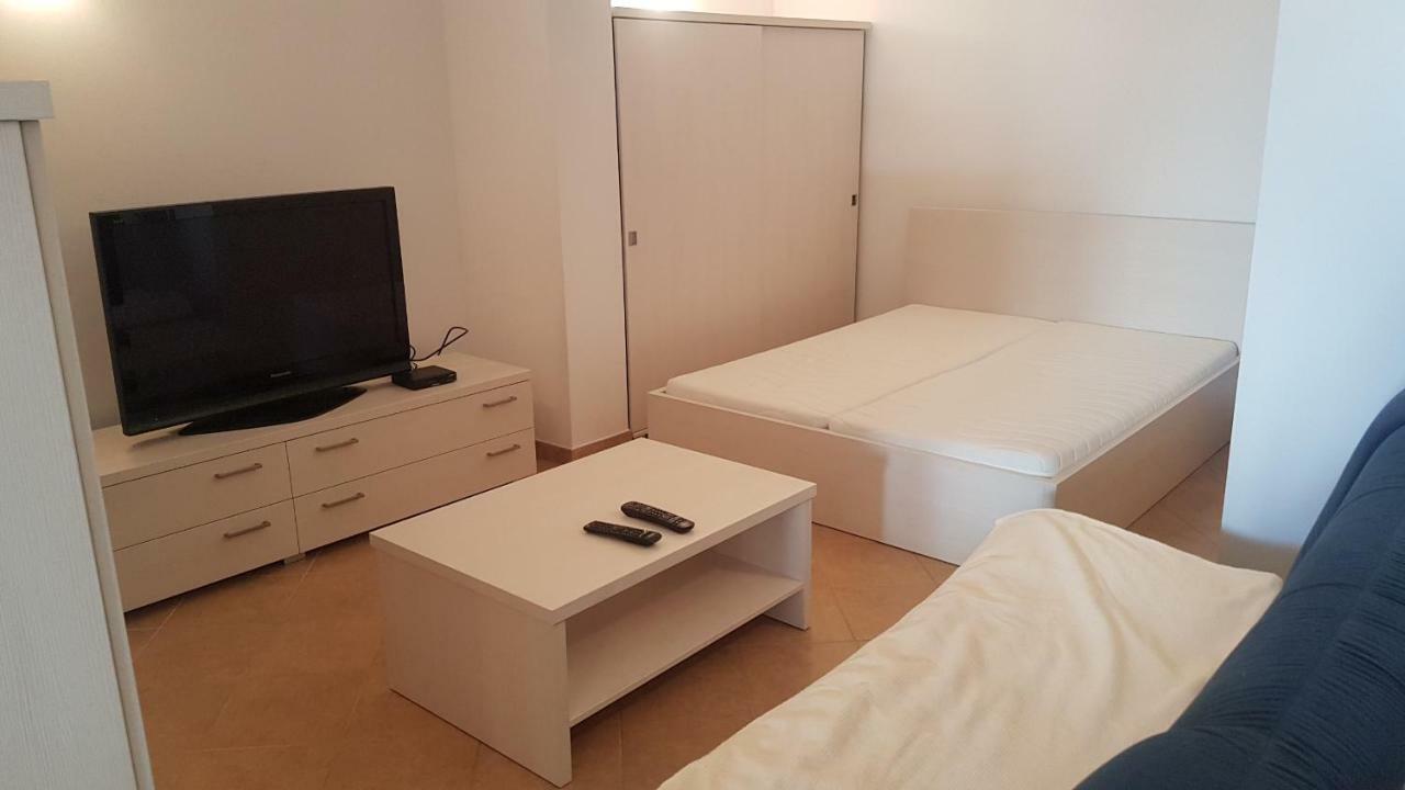 Apartment Katarina Цървени Връх Екстериор снимка