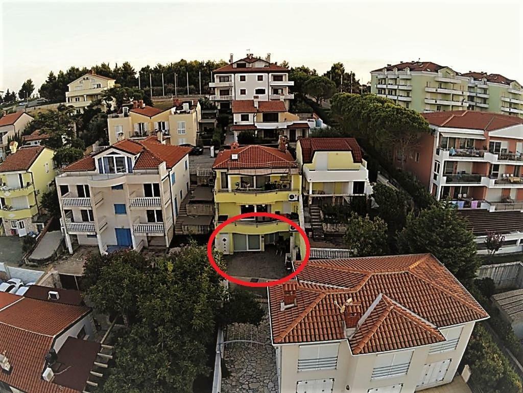 Apartment Katarina Цървени Връх Екстериор снимка
